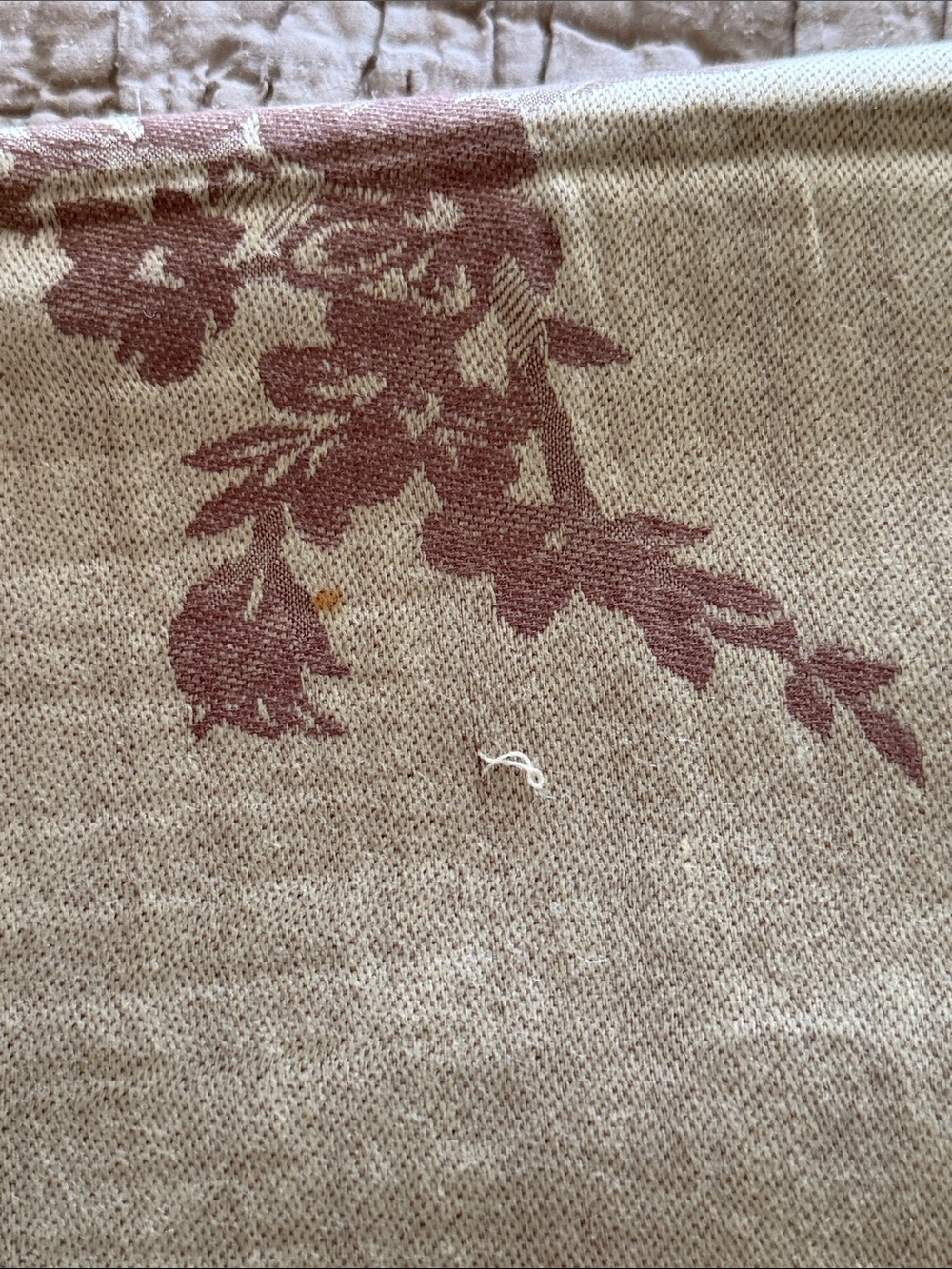 Shawl cashmere / silk 90% cashmere 10 % silk 76” by 26” large soft and beautiful - Picture 16 of 17